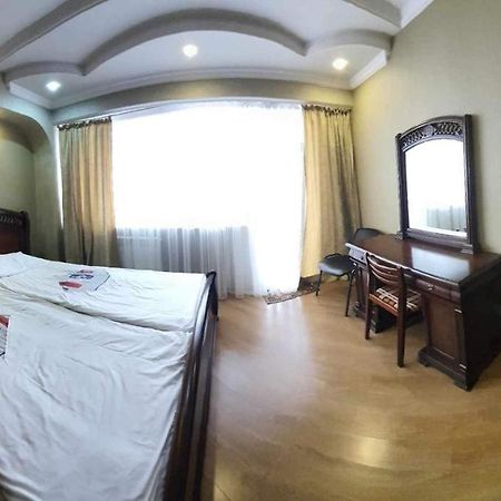 Appartments In Батуми Екстериор снимка