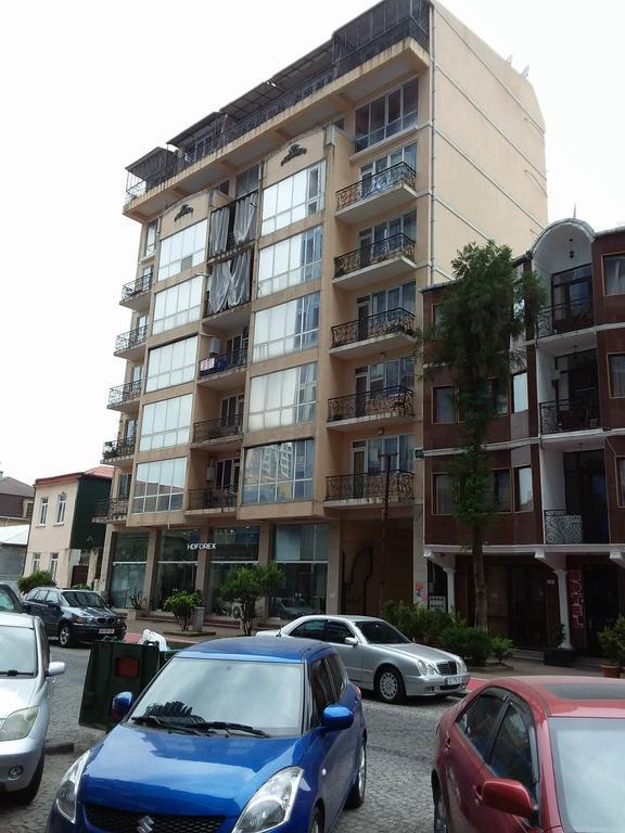 Appartments In Батуми Екстериор снимка